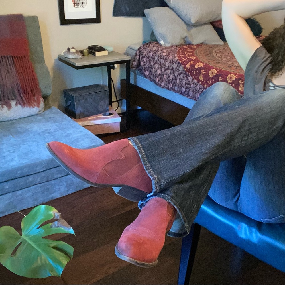 Burgundy Lucky Brand pointy toe suede boots. Barely worn!